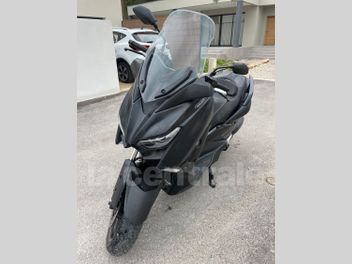 YAMAHA X-MAX 125