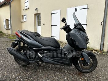 YAMAHA X-MAX 125