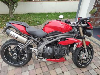 TRIUMPH SPEED TRIPLE 1050