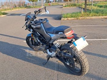 HUSQVARNA SVARTPILEN 125