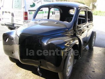 RENAULT 4CV 1060