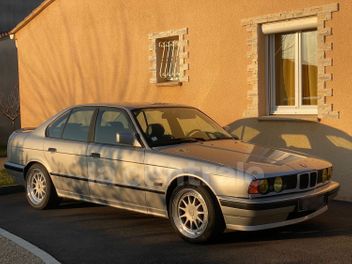 BMW SERIE 5 E34 (E34) 520I 24S