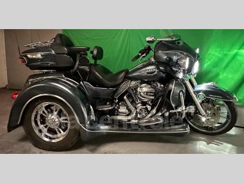 HARLEY DAVIDSON TRI GLIDE 1690