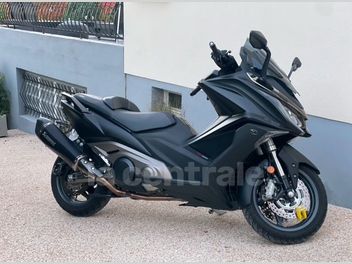 KYMCO AK 550