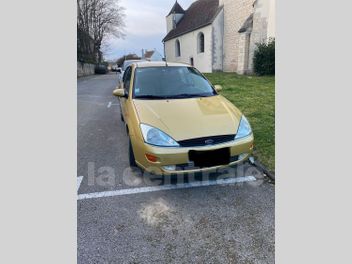 FORD FOCUS TD DI 90 GHIA 5P