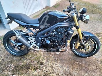 TRIUMPH SPEED TRIPLE 1050