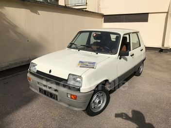 RENAULT 