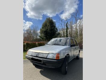 PEUGEOT 