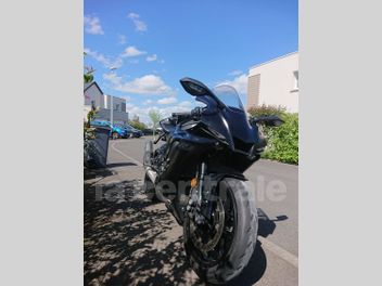 YAMAHA YZF R1 1000 + POT AKRA