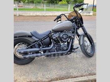 HARLEY DAVIDSON SOFTAIL STREET BOB 1745 ABS