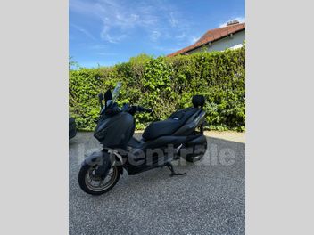 YAMAHA X-MAX 125