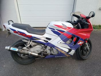 HONDA CBR F 600