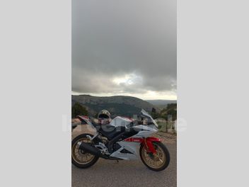YAMAHA YZF R125 125