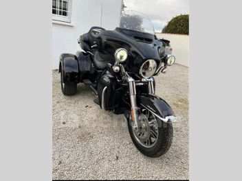 HARLEY DAVIDSON TRI GLIDE 1690