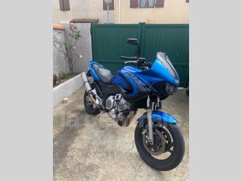 YAMAHA TDM 850