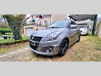 SUZUKI 