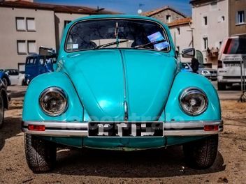 VOLKSWAGEN 