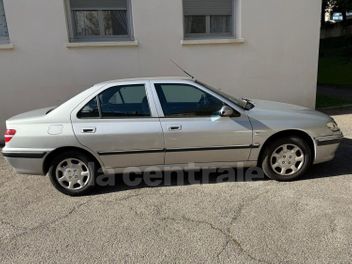 PEUGEOT 