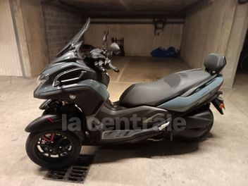 YAMAHA TRICITY 300