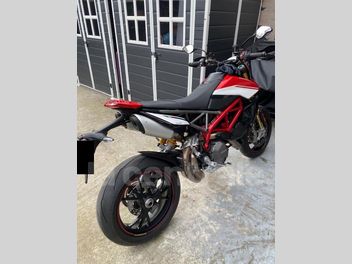 DUCATI HYPERMOTARD 950