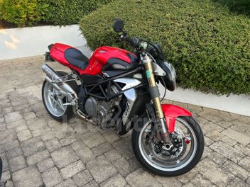 MV AGUSTA BRUTALE 910 R
