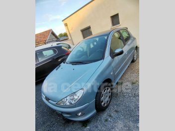 PEUGEOT 