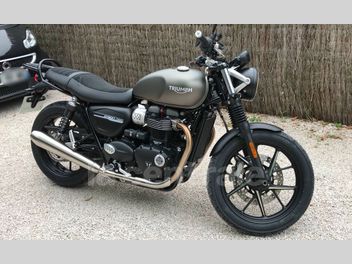 TRIUMPH STREET TWIN 900