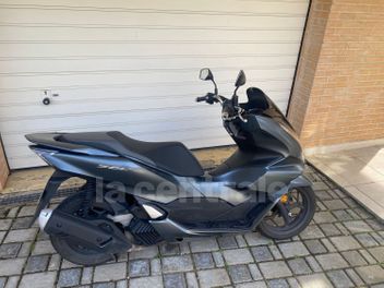 HONDA FES S-WING 125 ABS