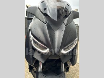 YAMAHA X-MAX 125