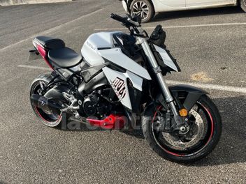 SUZUKI KATANA 1000