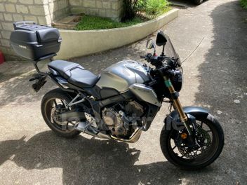 HONDA CBR 650 R