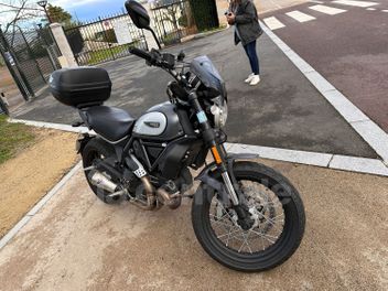 DUCATI SCRAMBLER 800