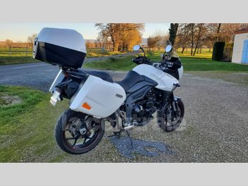 TRIUMPH SPEED TRIPLE 1050 SE