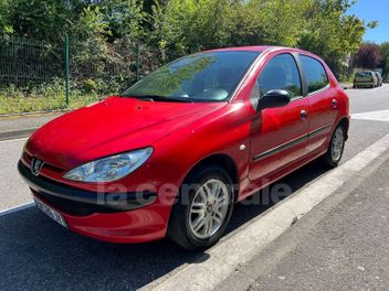 PEUGEOT 
