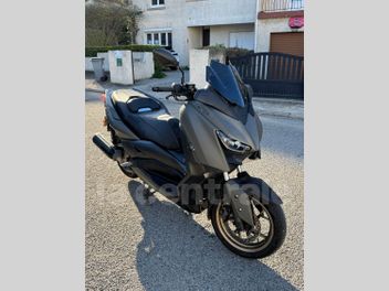 YAMAHA X-MAX 125