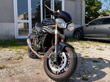 TRIUMPH SPEED TRIPLE 1050