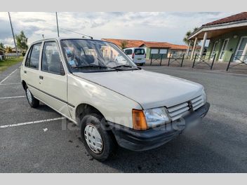 PEUGEOT 