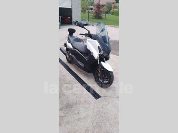 YAMAHA X-MAX 125