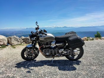 TRIUMPH SPEED TWIN 1200