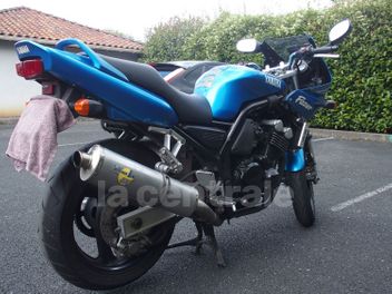 YAMAHA YZF R6 600