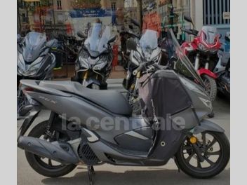 HONDA FORZA 125