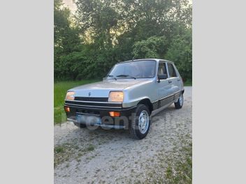 RENAULT R5 BVA 3P