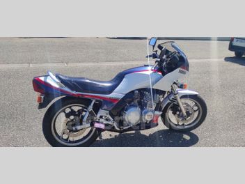 YAMAHA XJ 900