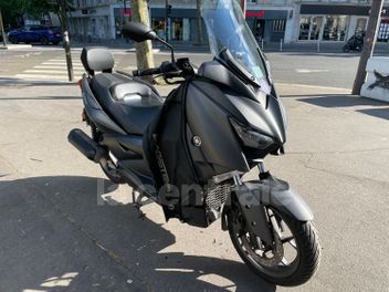 YAMAHA X-MAX 125