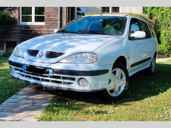 RENAULT 