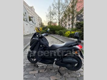 YAMAHA NMAX 125