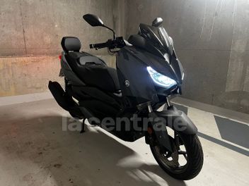 YAMAHA X-MAX 125