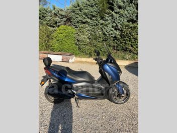 YAMAHA TRICITY 300