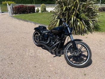 HARLEY DAVIDSON SOFTAIL BREAKOUT 1868
