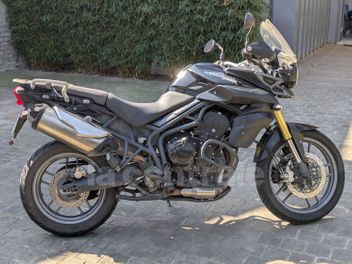 TRIUMPH TIGER 800
